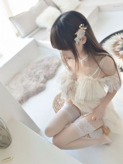 饱满乳沟h揉捏