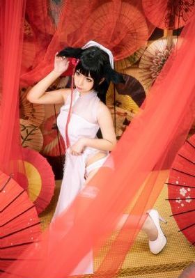 裙子底下的野兽